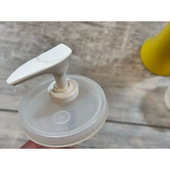 Tupperware vintage mustard dispenser 1970s - Picture 4 of 7